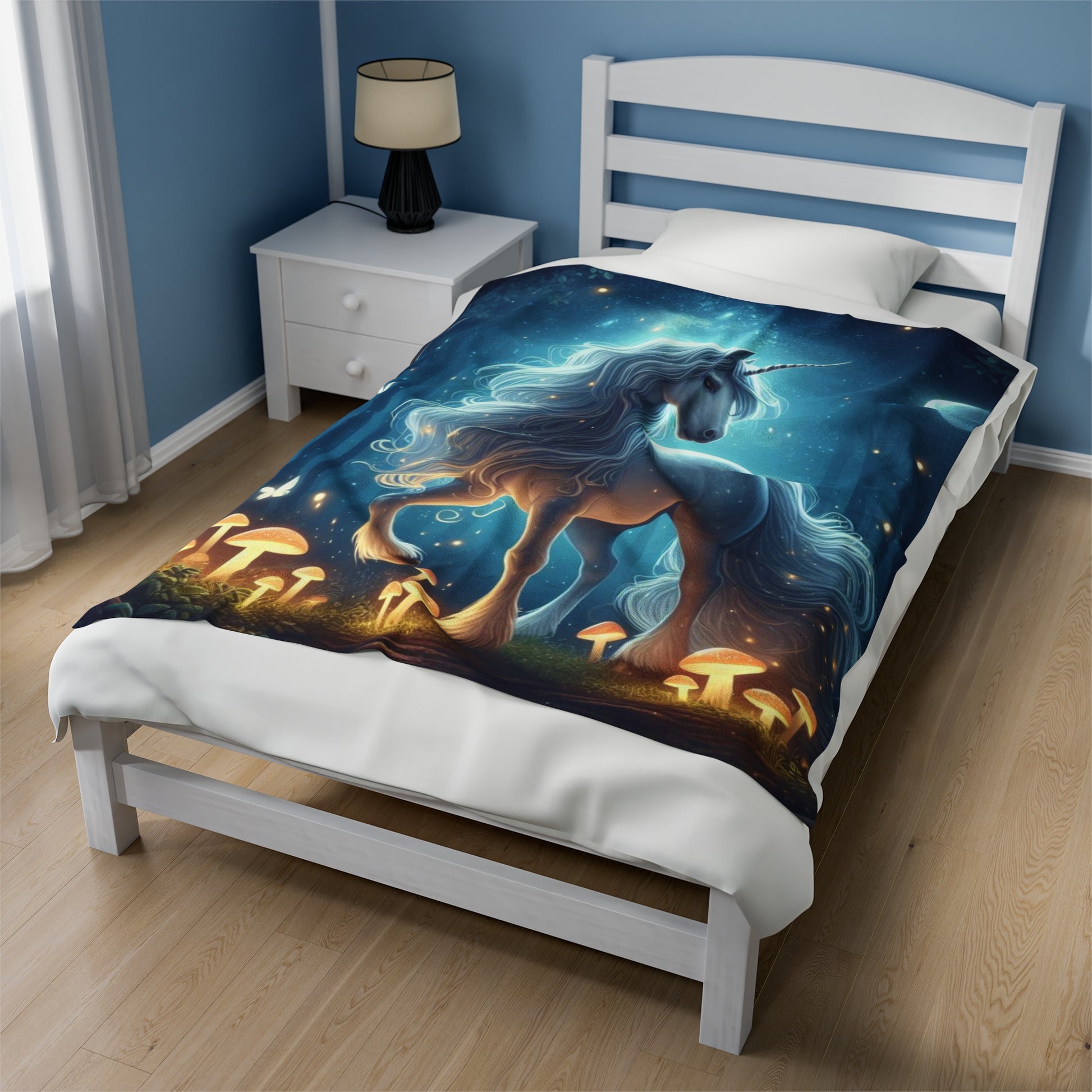 Unicorn in Full Moon -plush blanket