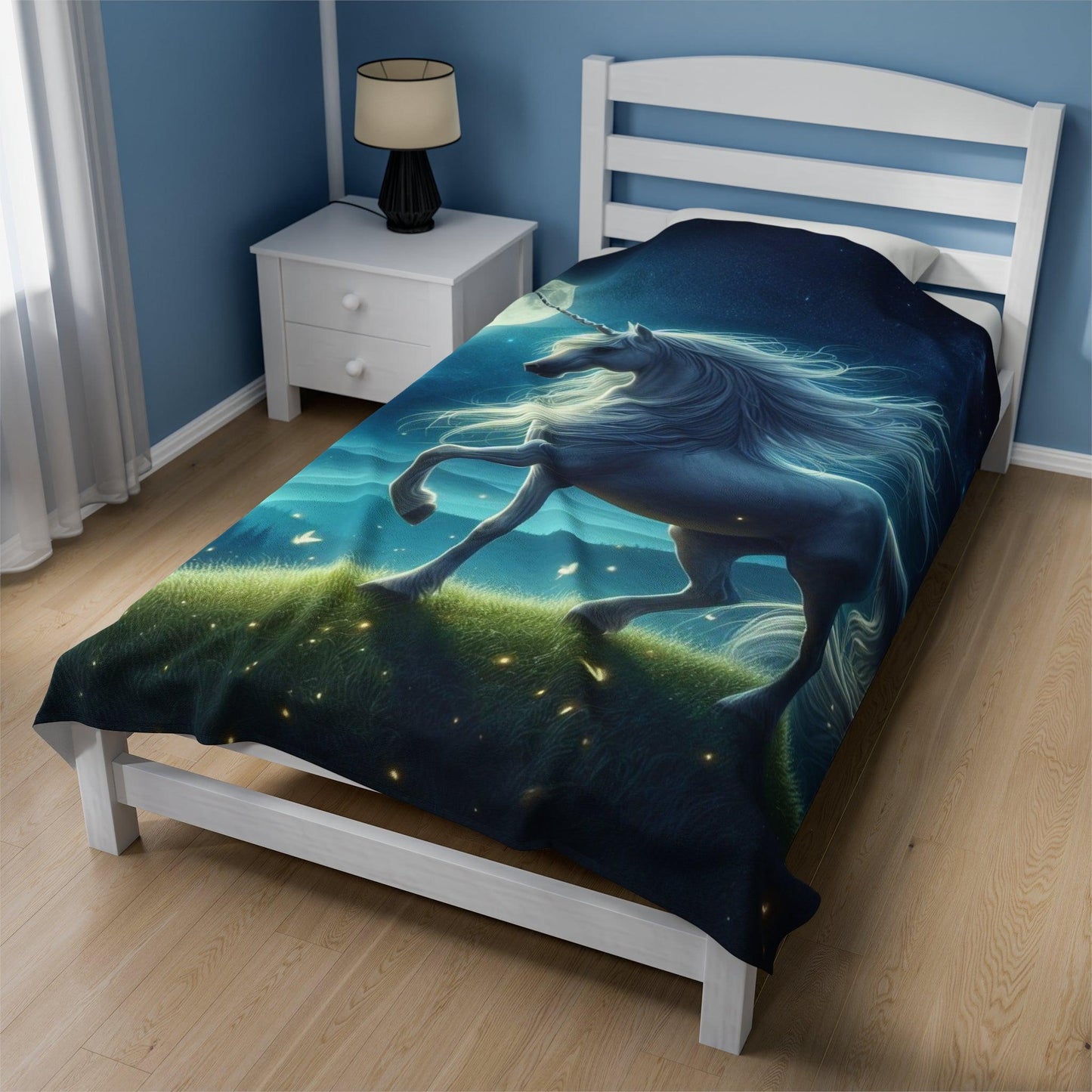 Unicorn and Lightning Bugs Design velveteen plush blanket